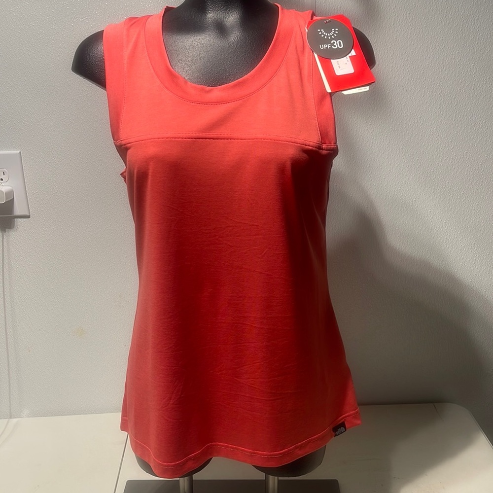 Womens The North Face HyperLayer Tank New!!